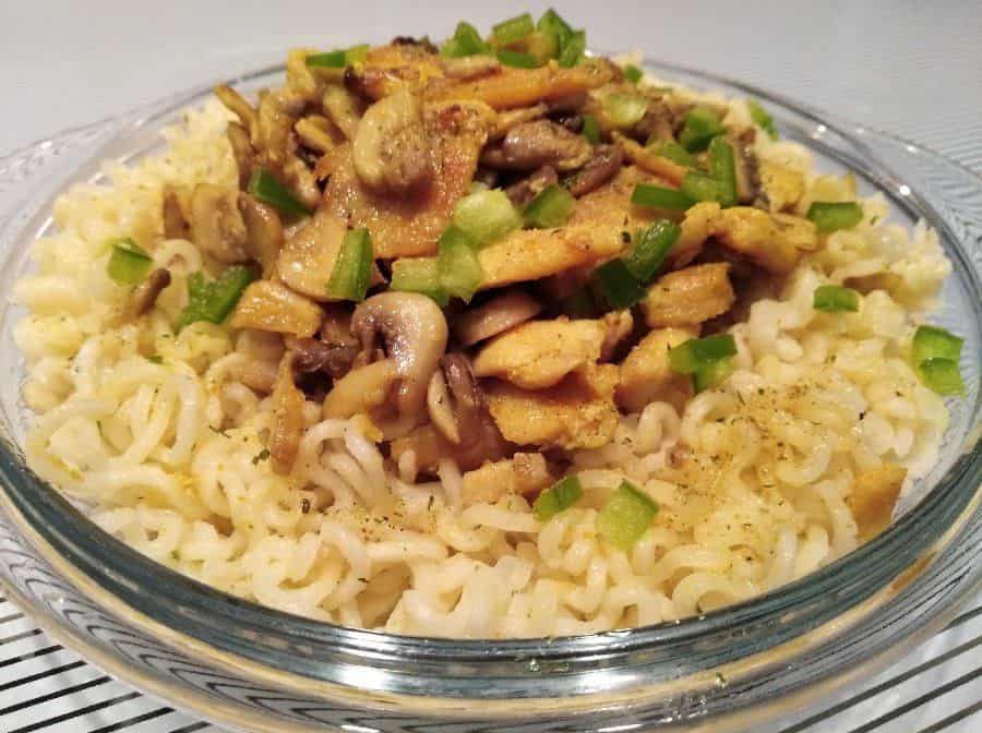 تصویر 4 از خرید و قیمت نودل مرغ و قارچ + فروش عمده
